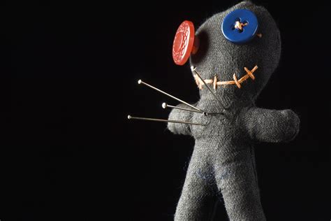 The Science Behind Voodoo Dolls: Whkwevrr ja my voodoi doll